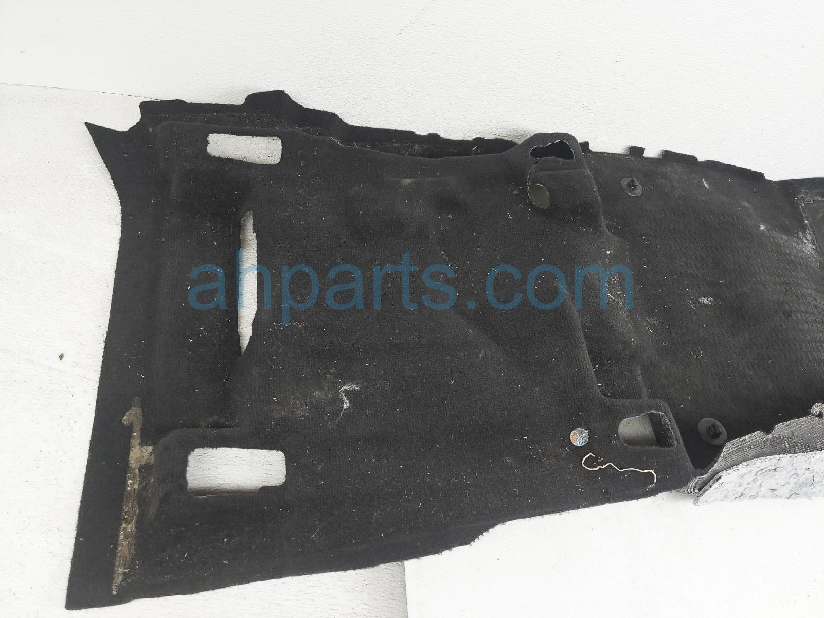 $120 Toyota FR/LH CHASSIS FLOOR CARPET - BLK *