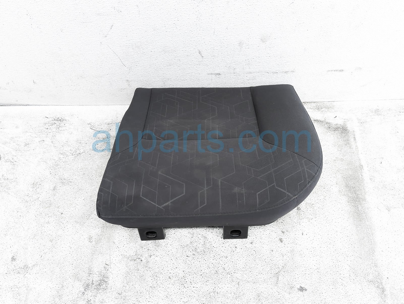 $150 Toyota RR/LH LOWER SEAT CUSHION - BLACK CC