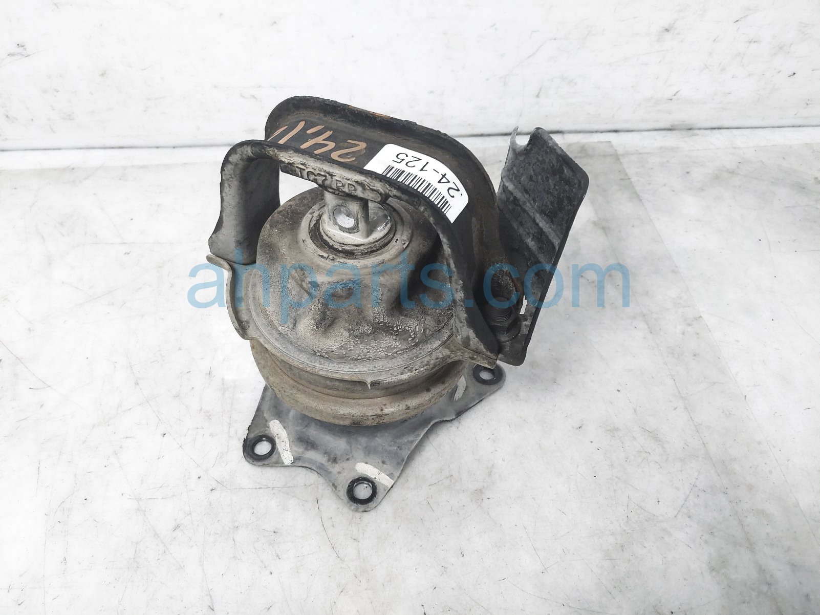 $145 Honda REAR ENGINE MOUNT - 3.5L FWD