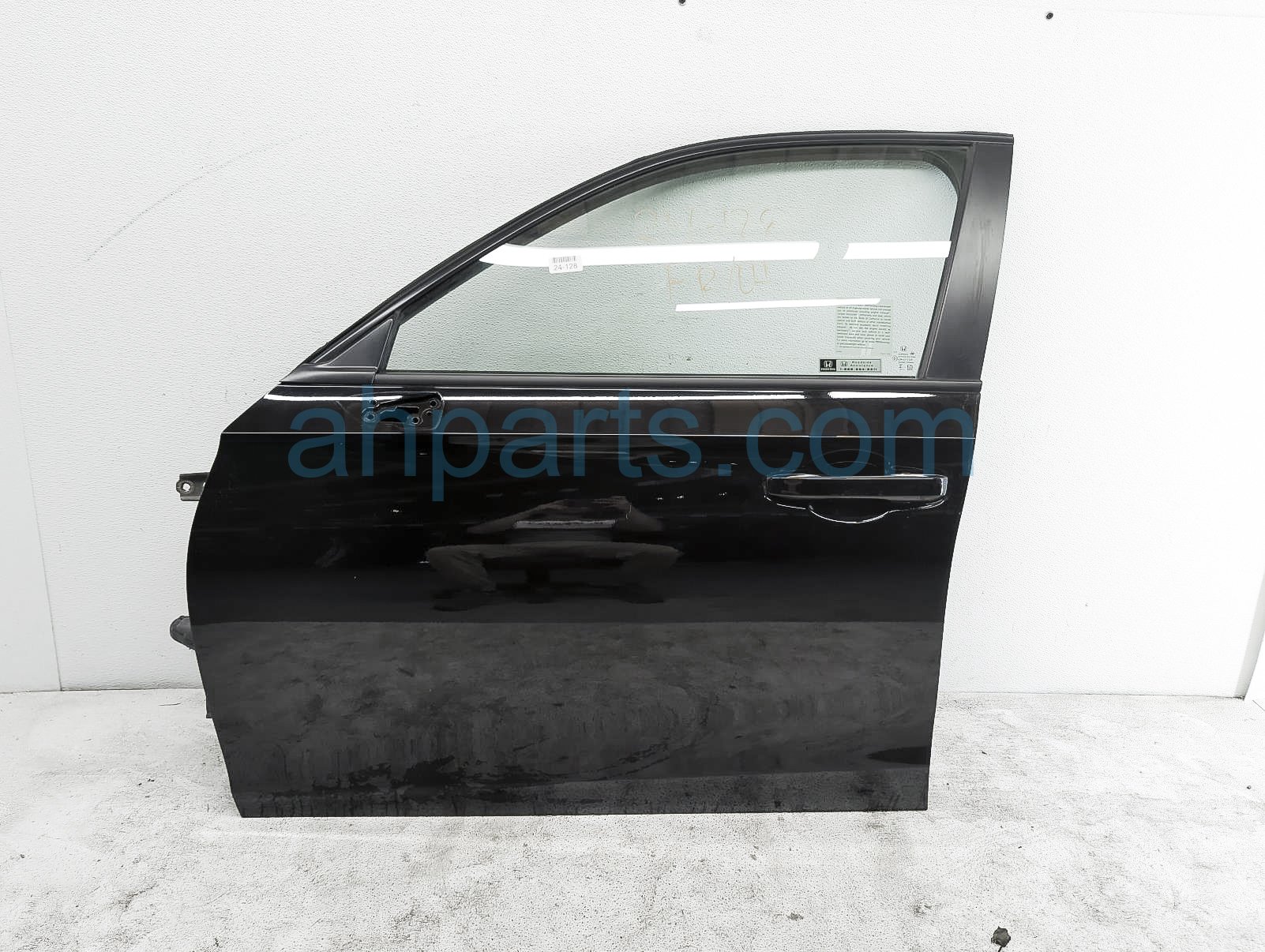 $850 Honda FR/LH DOOR - BLACK - NO MIRROR/TRIM