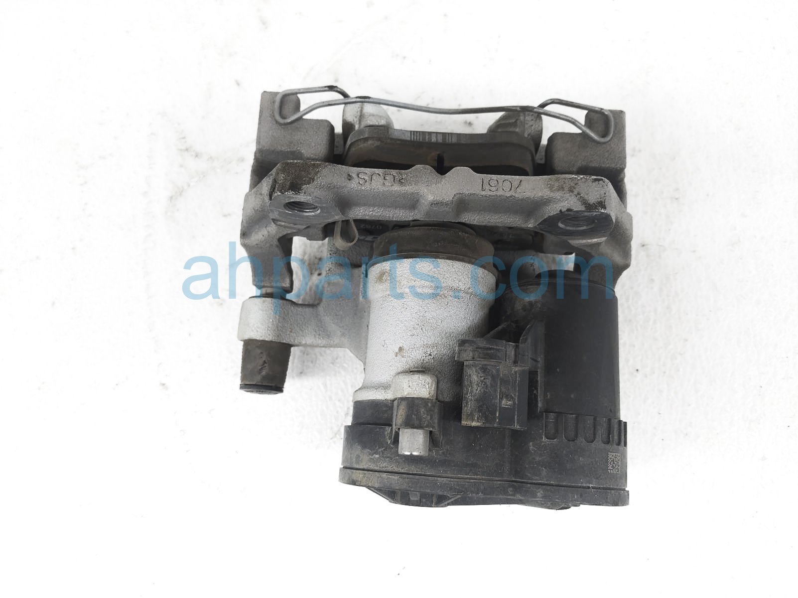 $75 Honda RR/RH BRAKE CALIPER - 2.0L AT