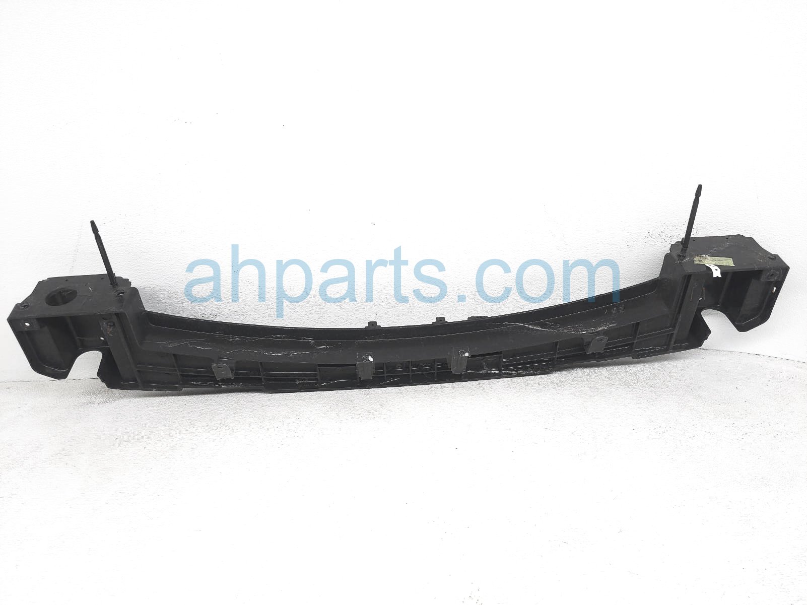 $200 Kia REAR BUMPER REINFORCEMENT BAR