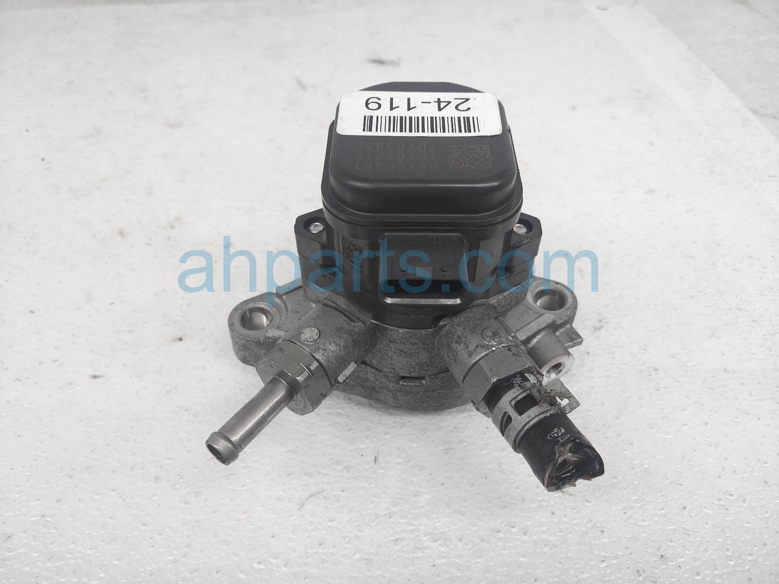 $500 Toyota OIL PUMP W/MOTOR ASSY - 2.5L XLE HYB