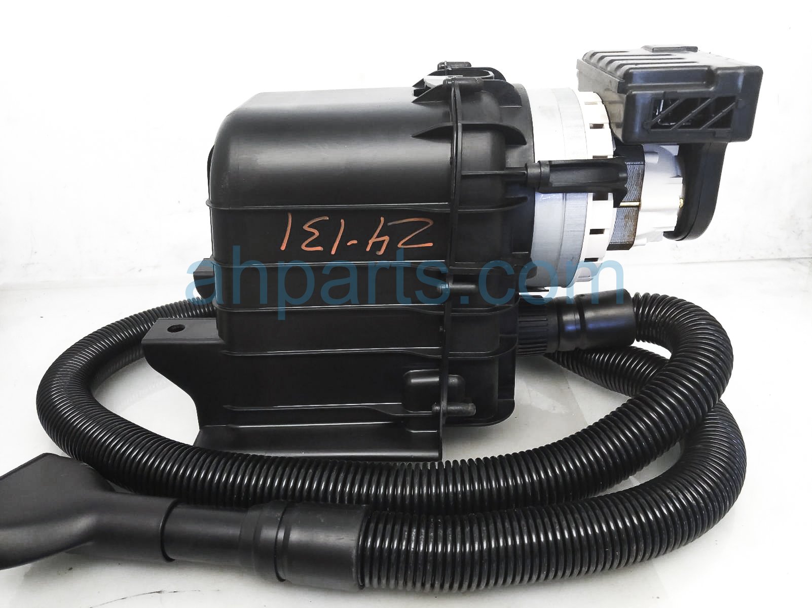 $275 Honda SHOP VAC  ASSEMBLY ( LH QTR MTD )