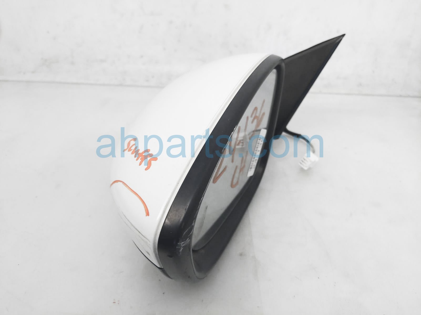 $200 Honda LH SIDE VIEW MIRROR - WHITE