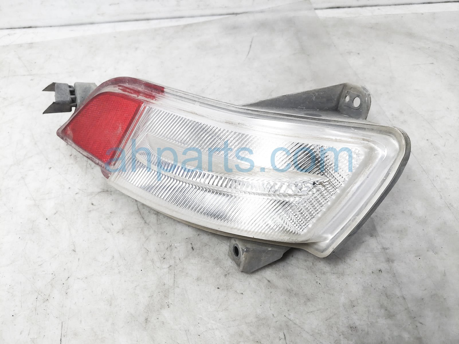 $75 Honda RR/LH REVERSE LAMP - BUMPER MTD