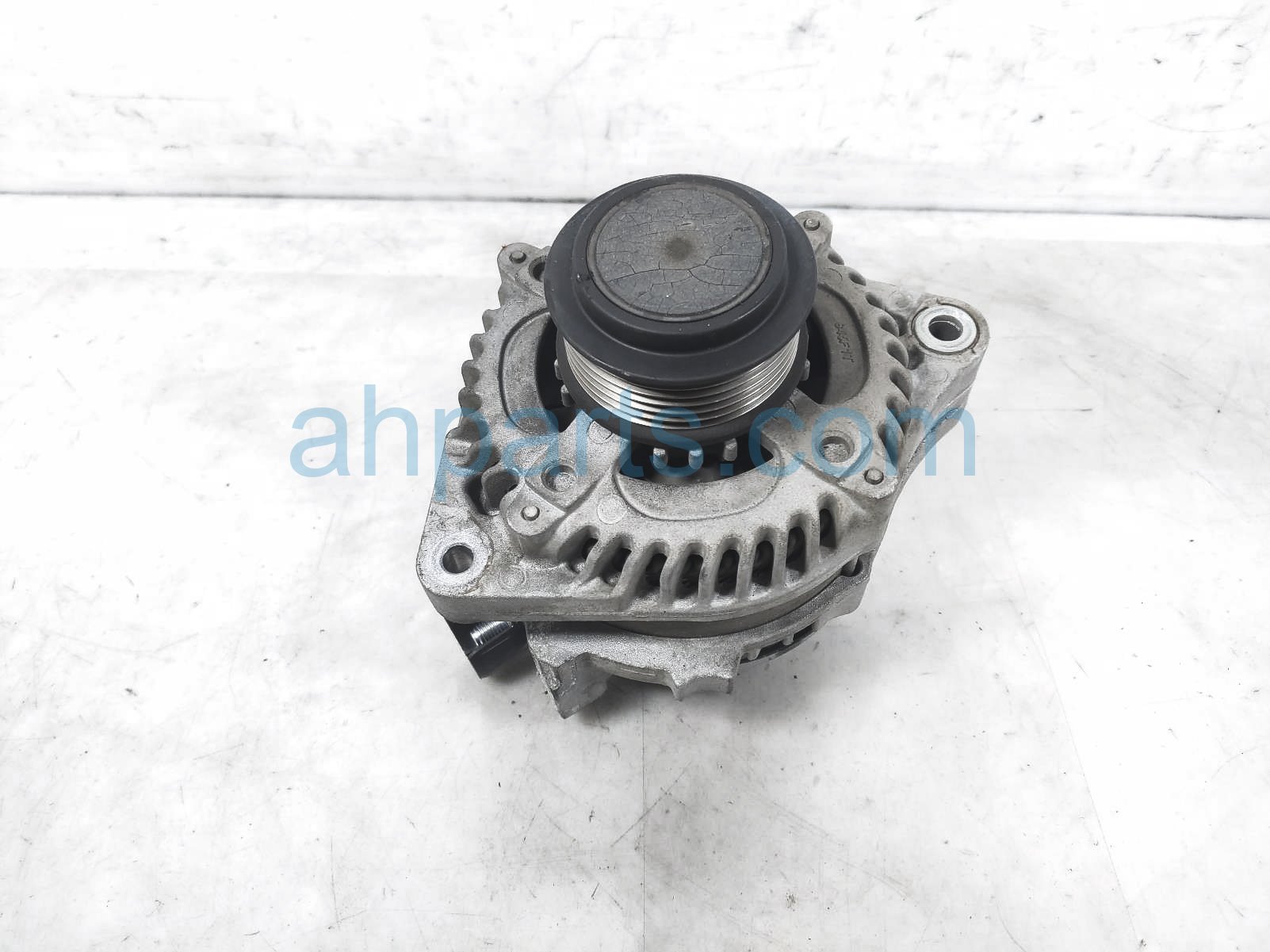 $125 Honda ALTERNATOR / GENERATOR