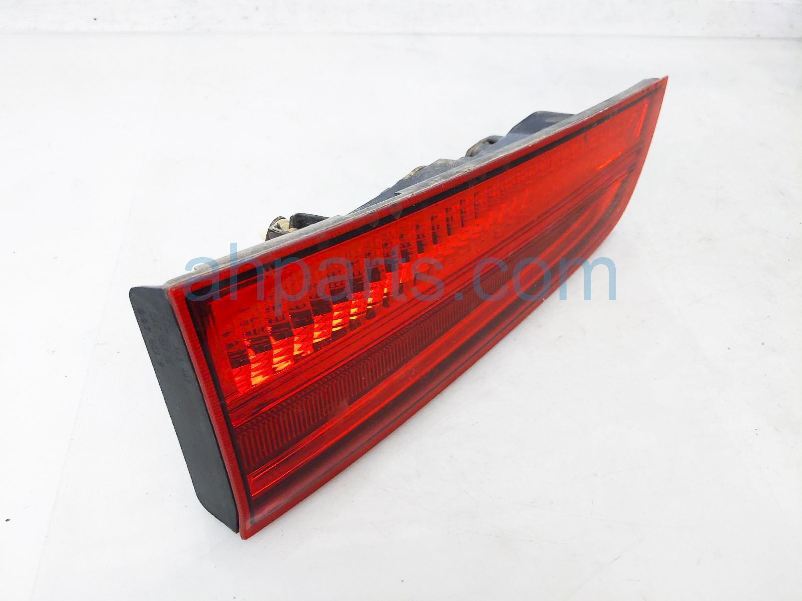 $95 Honda RH TAIL LIGHT / LAMP ( GATE MTD )