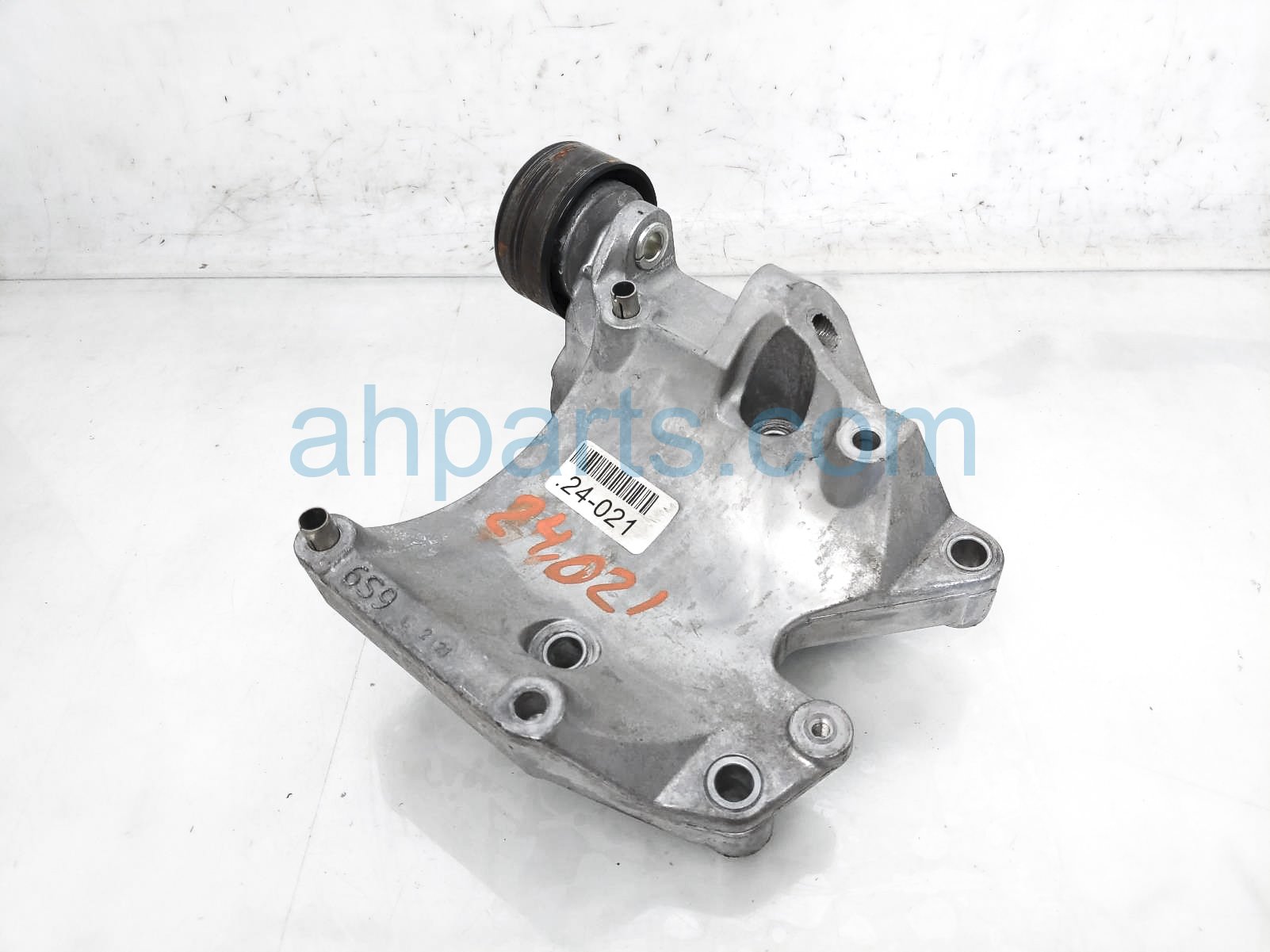 $70 Acura AUTO TENSIONER W/COMPRESSOR BRACKET