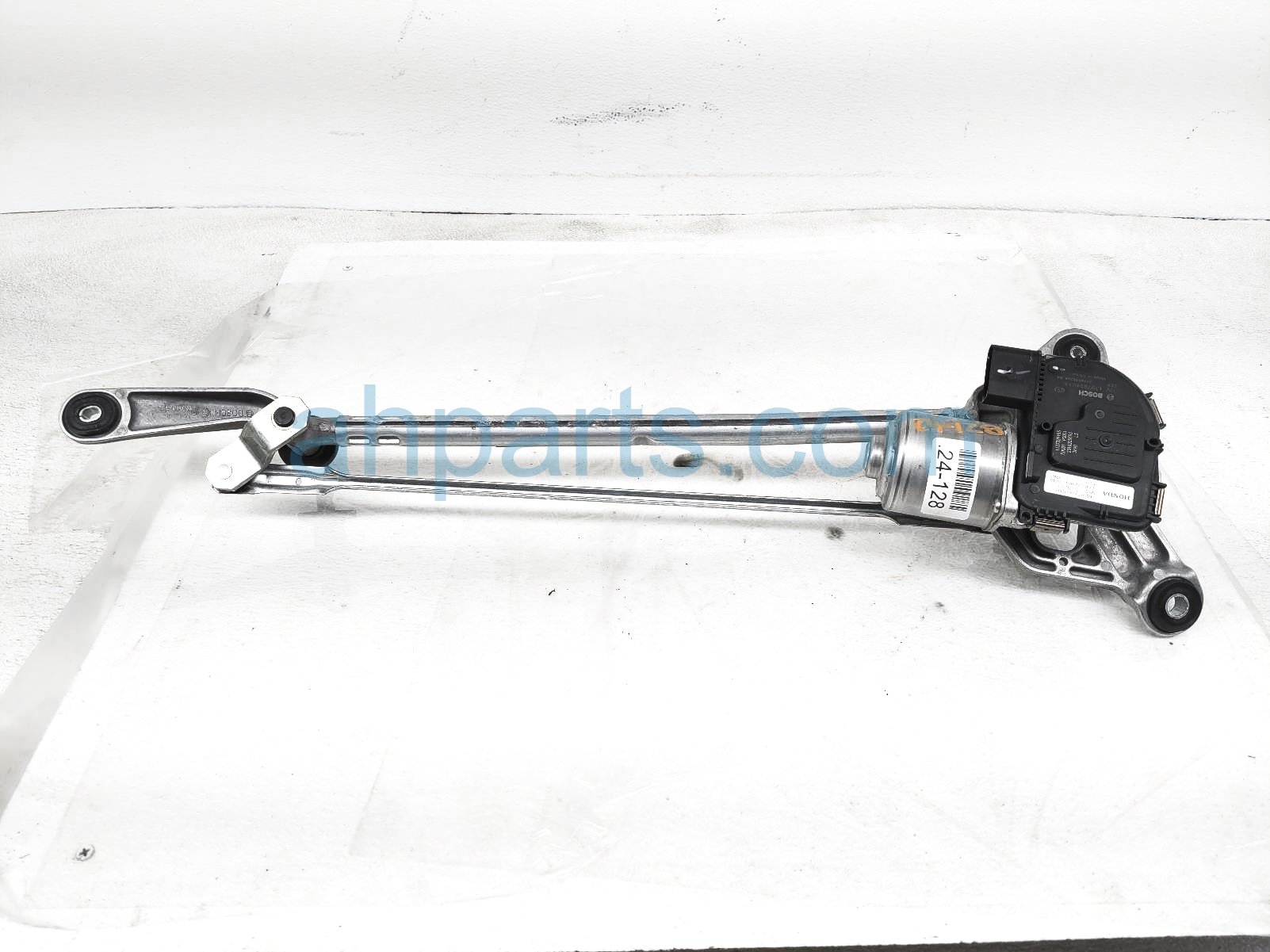 $75 Honda WINDSHIELD WIPER MOTOR W/ARM ASSY