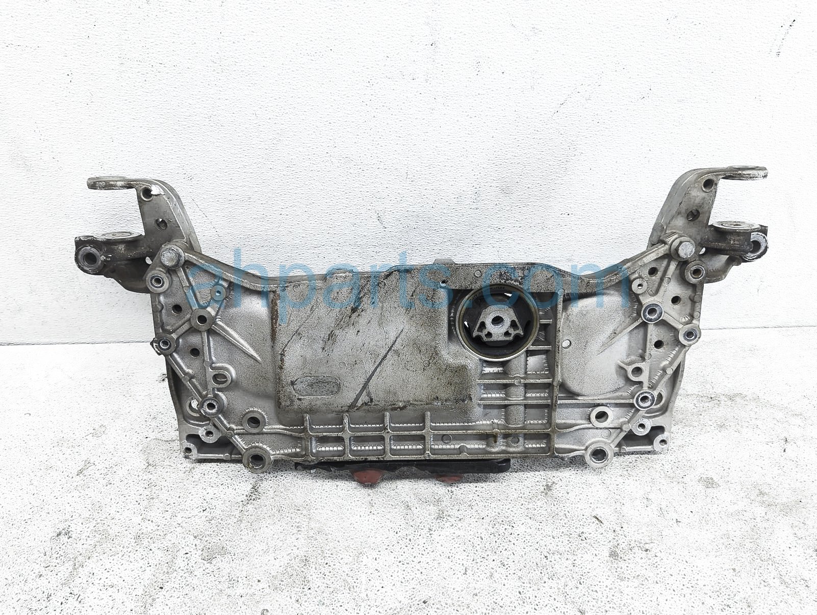 $100 Volkswagen FRONT ENGINE SUB FRAME / CRADLE *