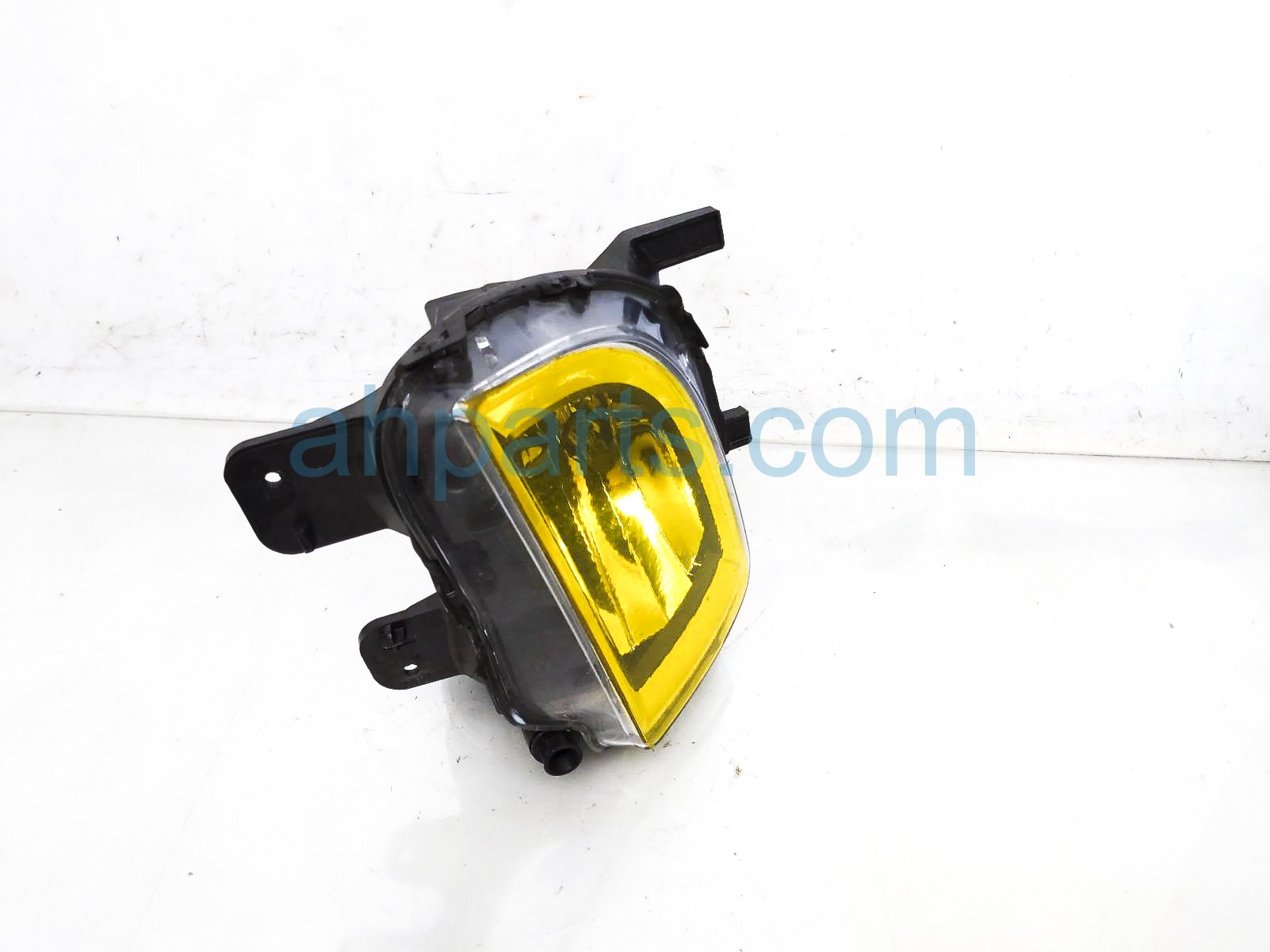 $45 Volkswagen RH FOG LAMP / LIGHT