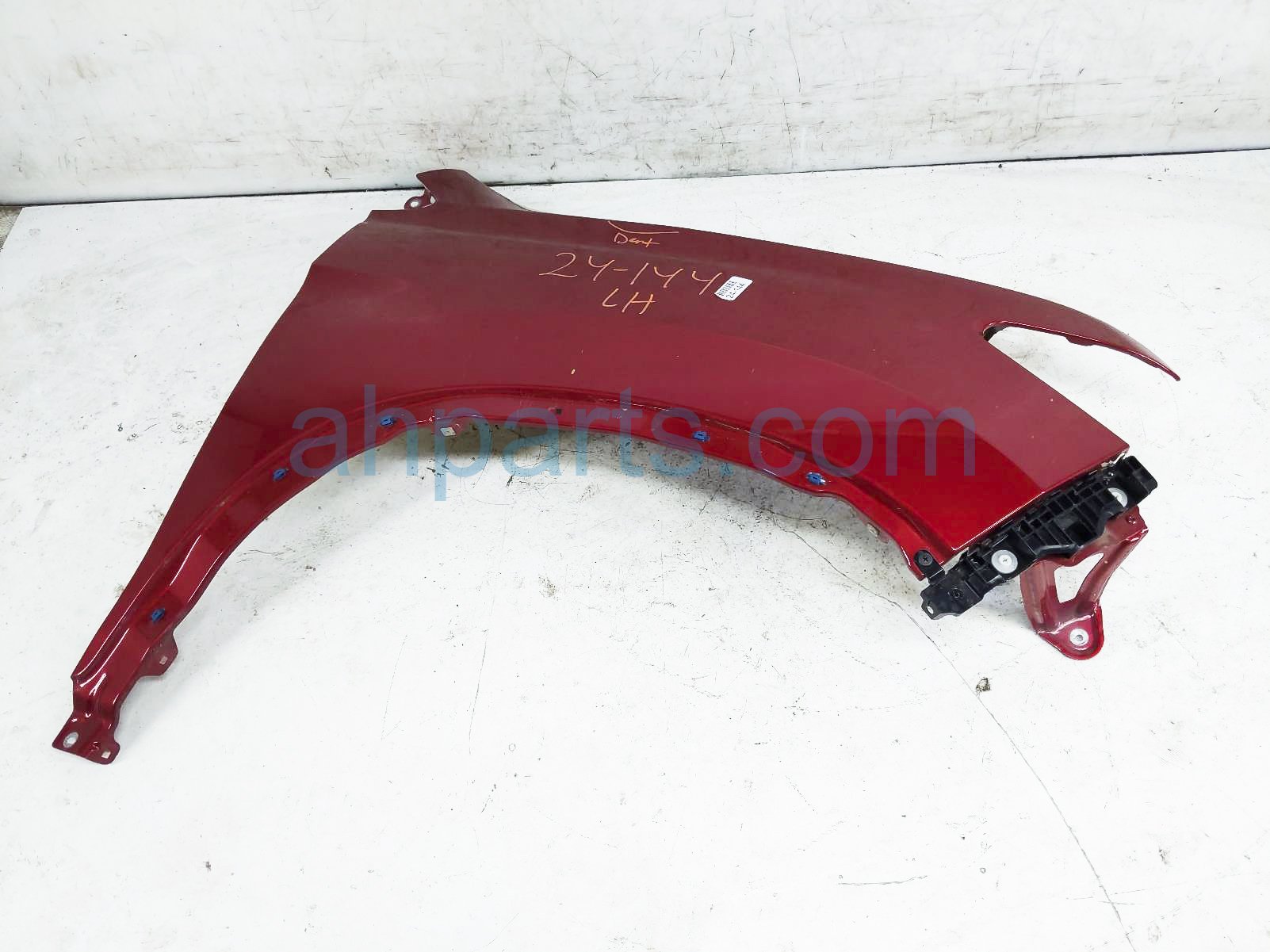 $250 Honda RH FENDER - RED