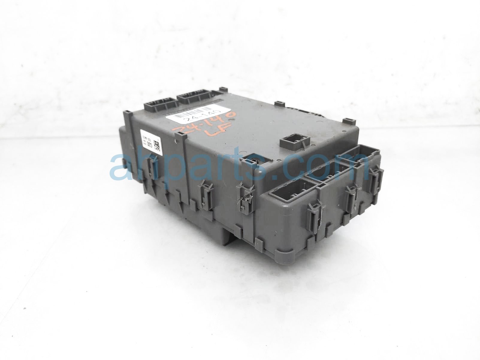 $125 Honda LH CABIN ROOM FUSE / JUNCTION BOX