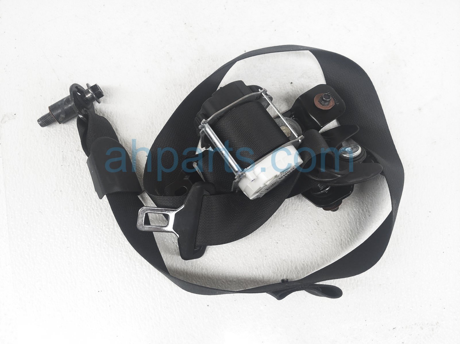 $55 Hyundai 2ND ROW RH SEAT BELT - BLACK