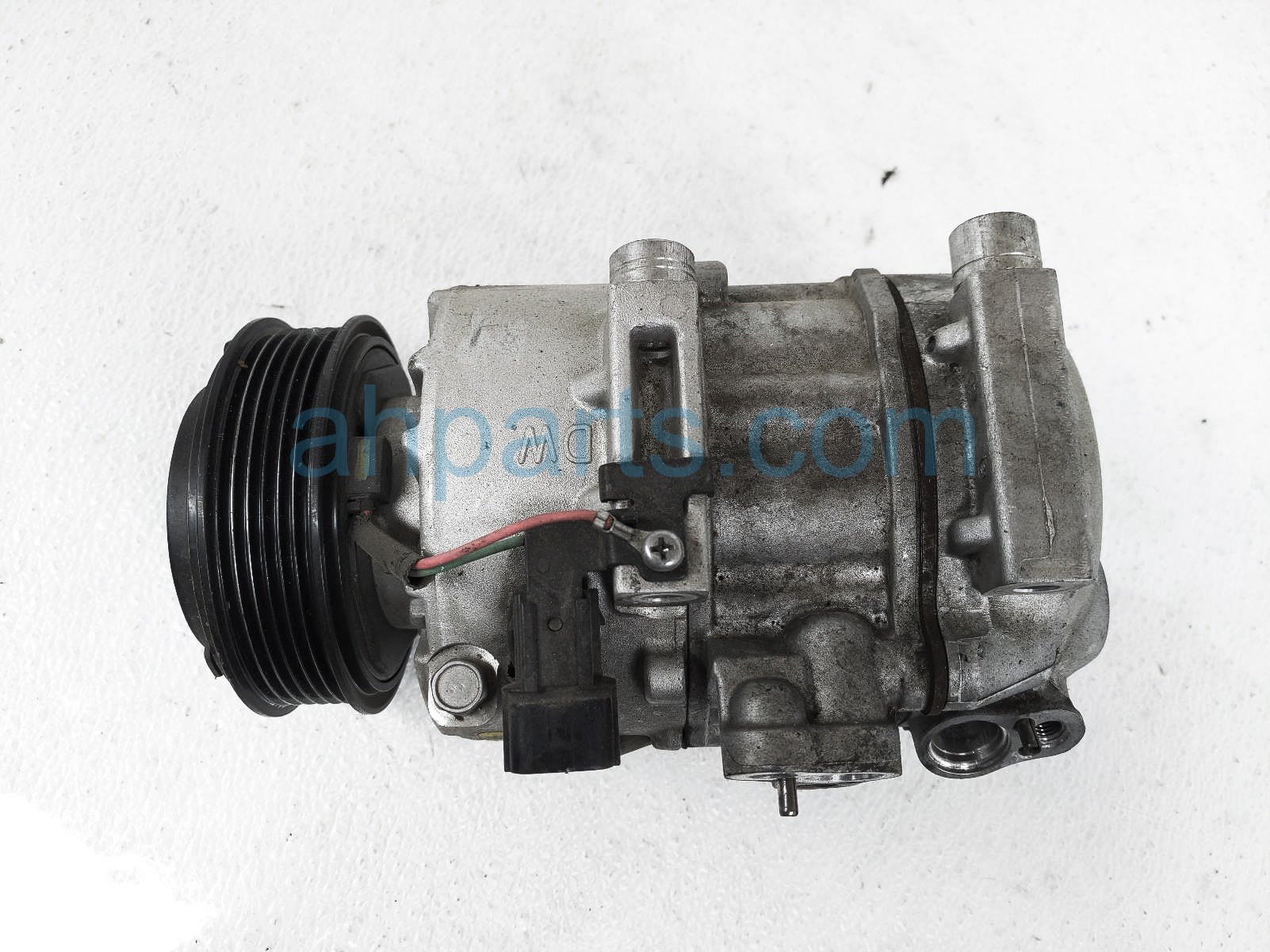 $125 Hyundai AC PUMP / COMPRESSOR