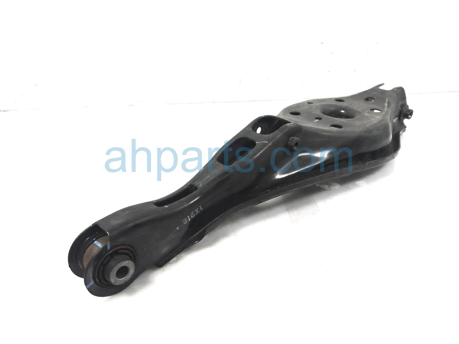 $100 Honda RR/RH SPRING SEAT CONTROL ARM