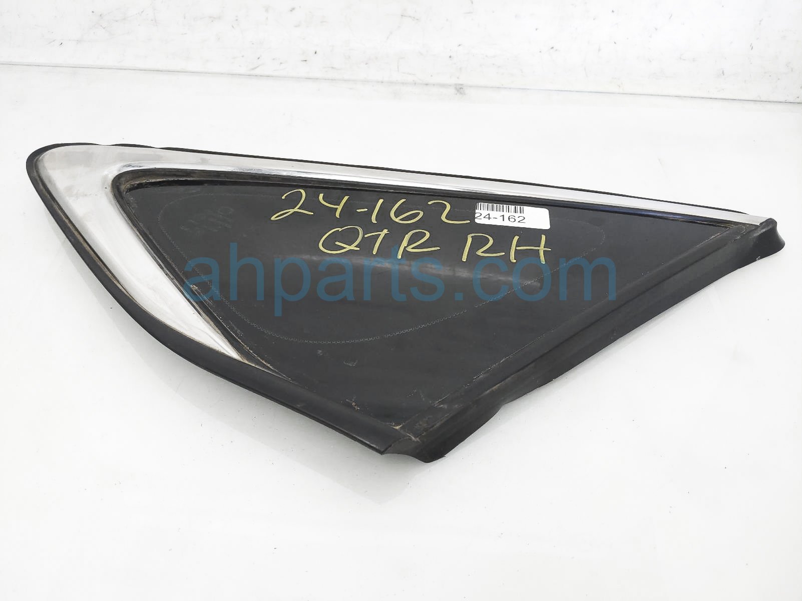 $120 Honda RH QUARTER WINDOW GLASS