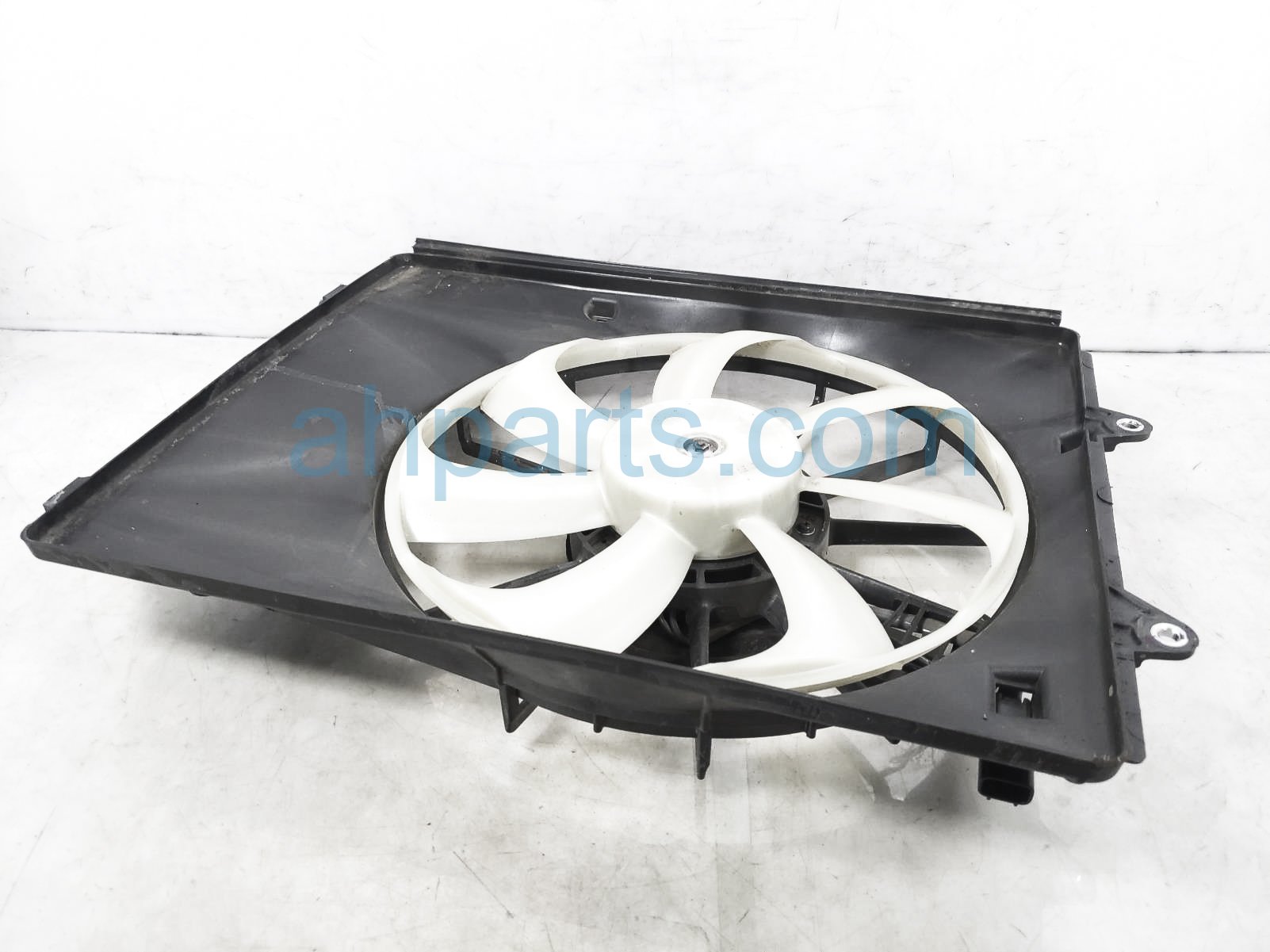 $99 Honda AC CONDENSER FAN ASSEMBLY