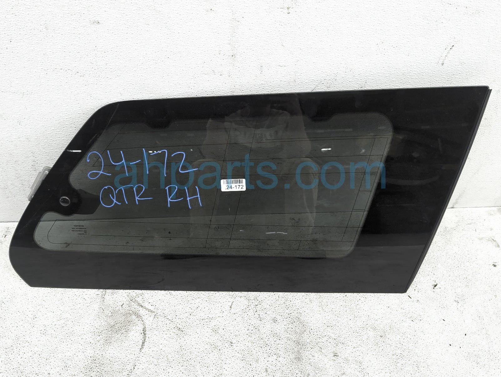 $175 Toyota RH QUARTER WINDOW GLASS