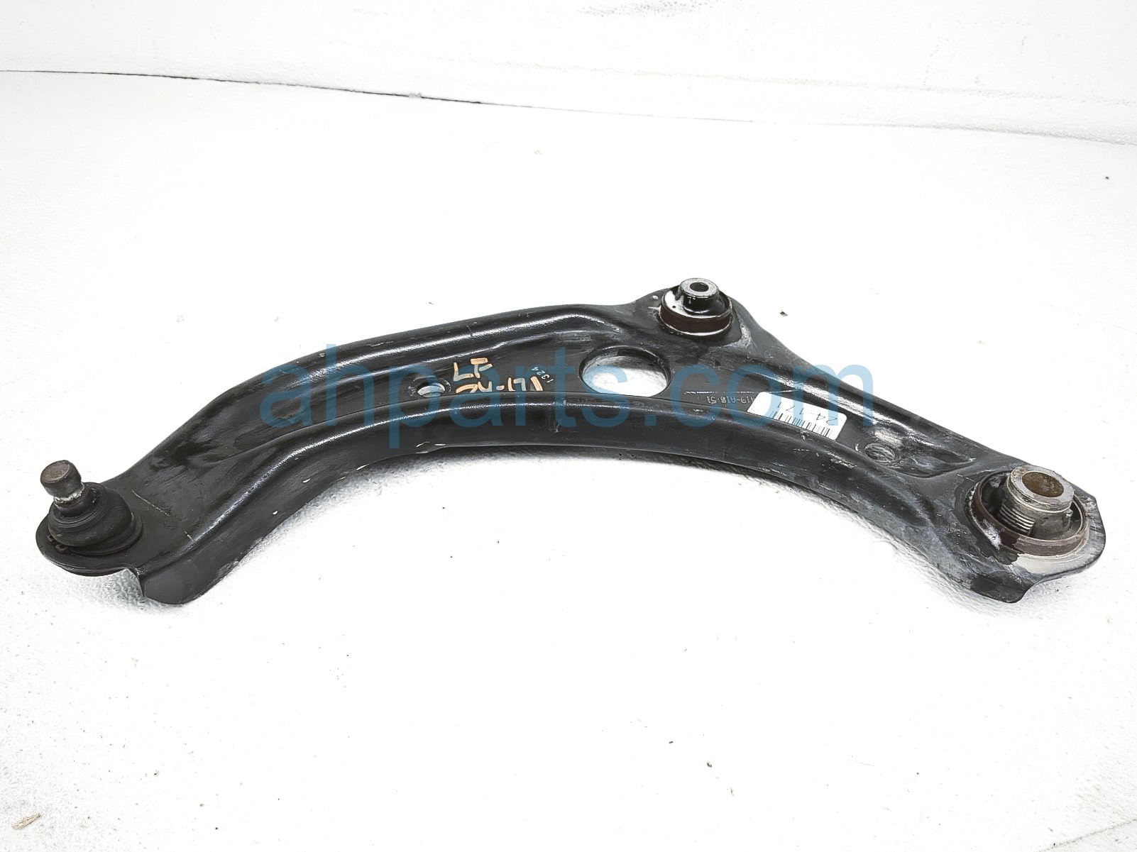 $115 Nissan FR/LH LOWER CONTROL ARM