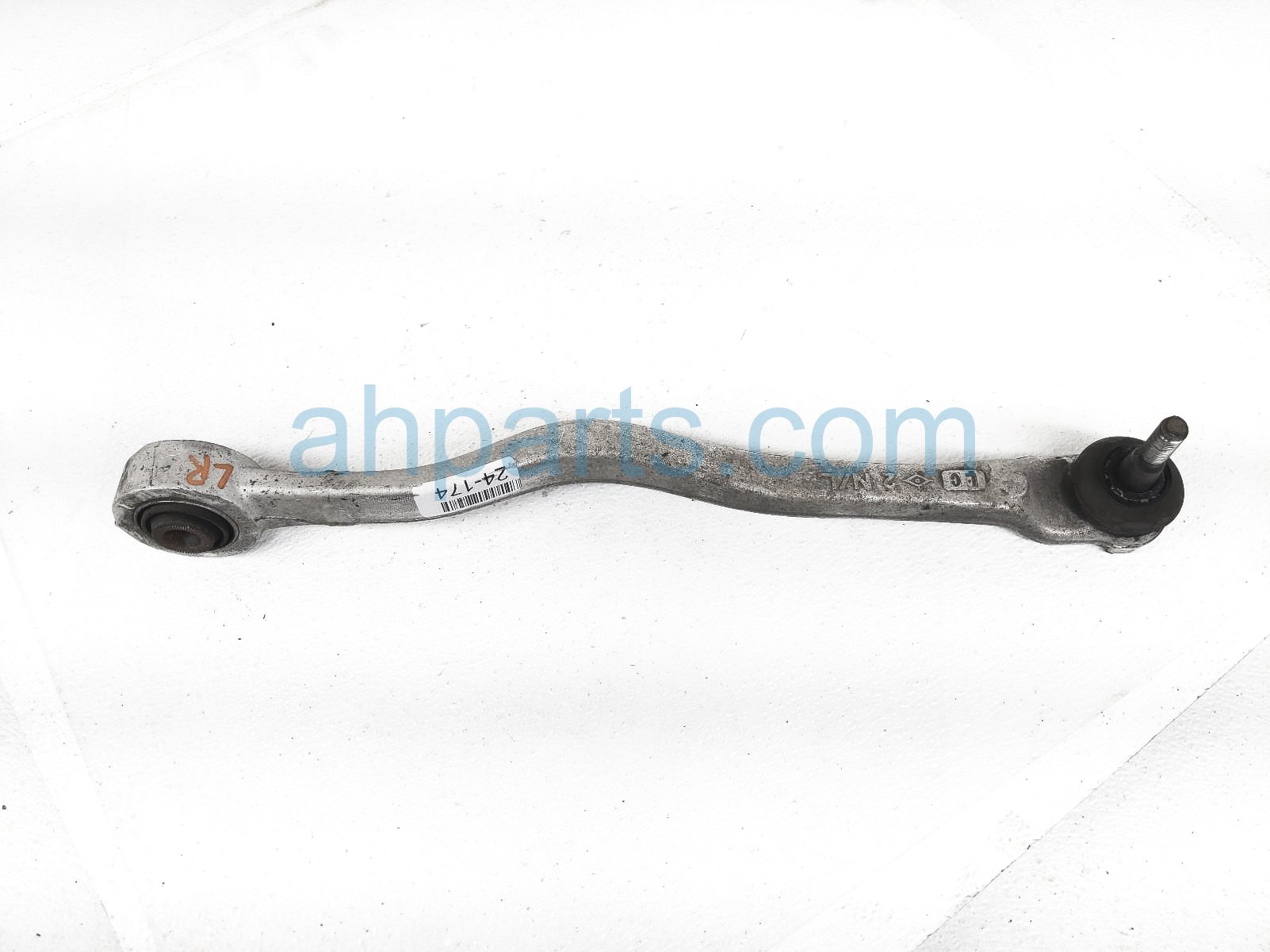 $75 Lexus RR/LH LATERAL CONTROL ARM