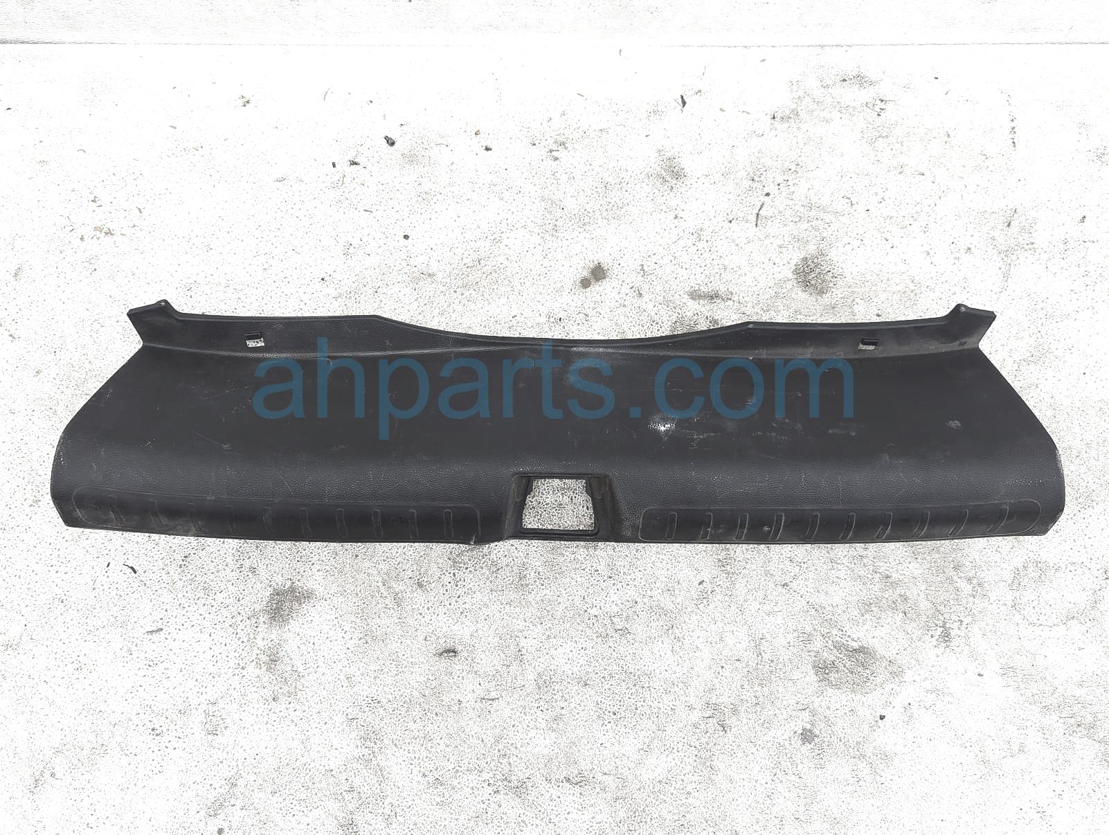 $20 Honda CARGO ROOM SCUFF SILL TRIM PLATE