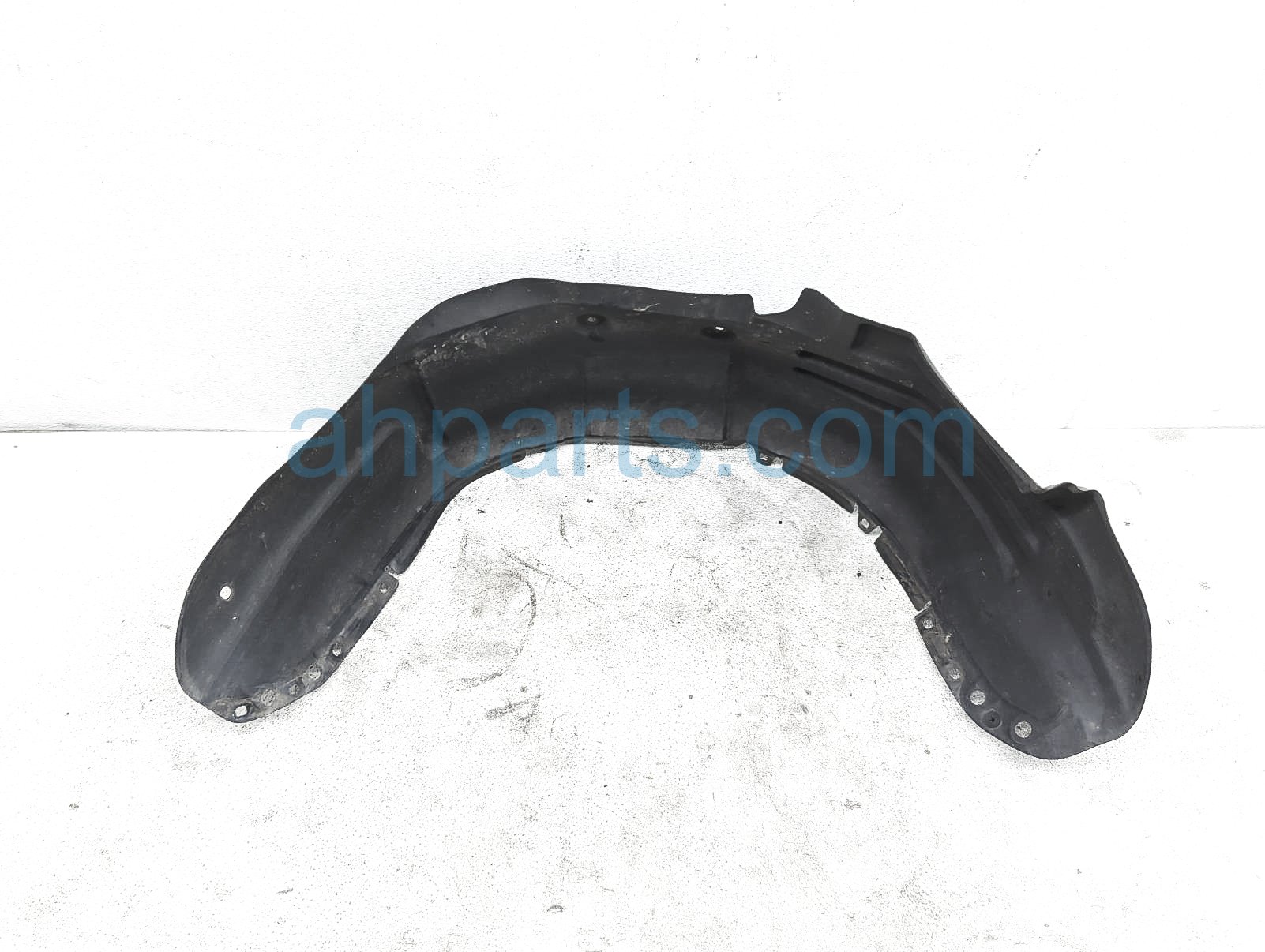 $40 Toyota RR/LH INNER FENDER LINER