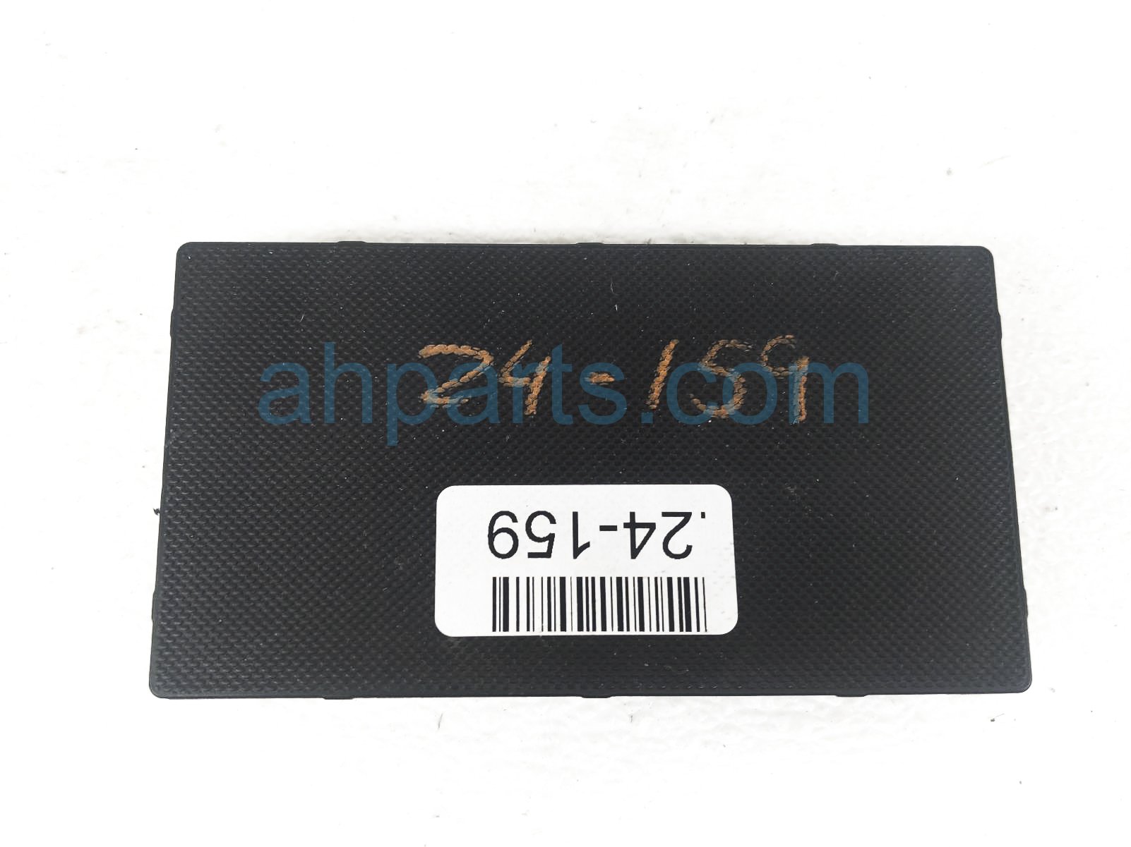 $45 Hyundai WIRELESS CHARGING UNIT ASSY