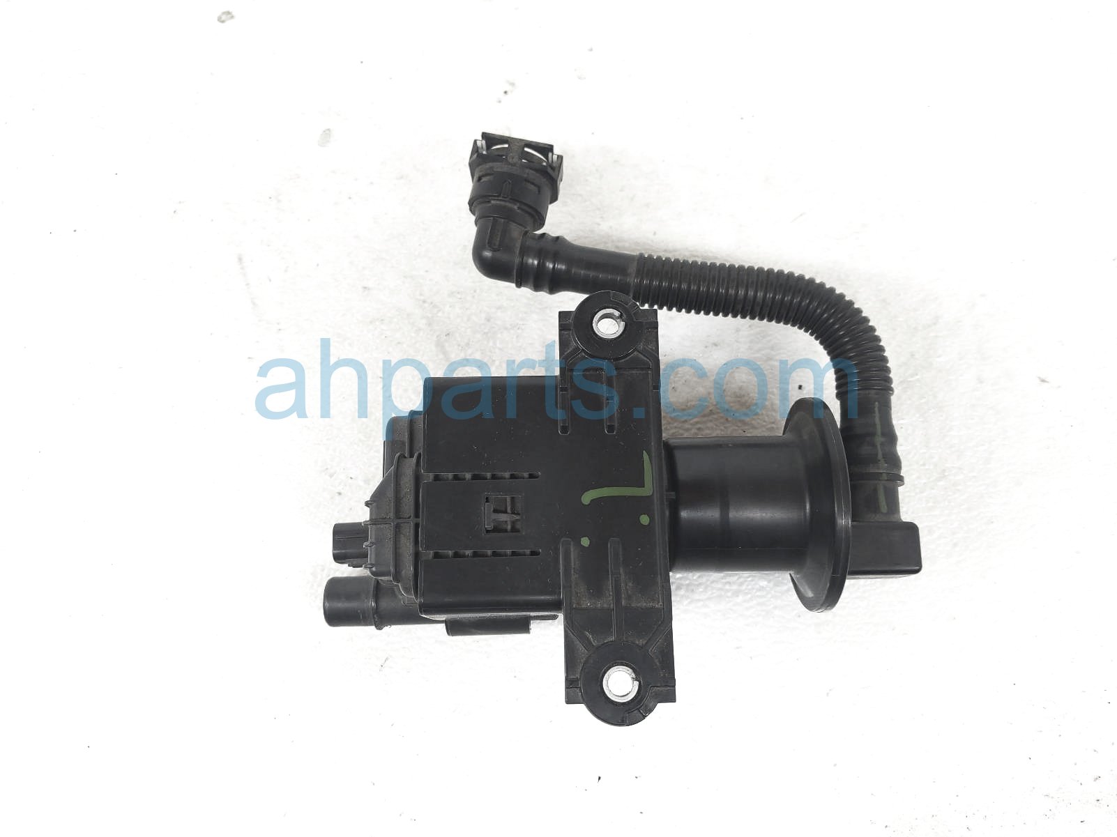 $50 Toyota FUEL VAPOR LEAK DETECTION PUMP