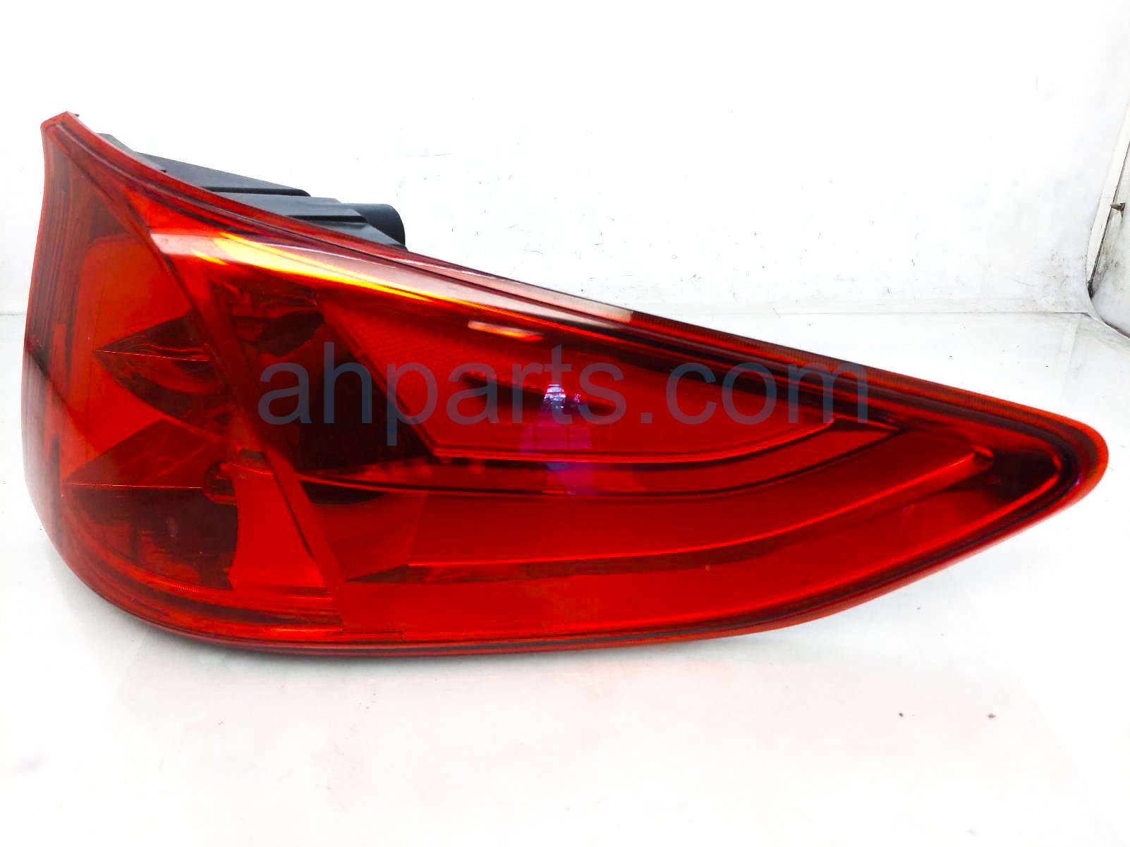 $115 Honda RH TAIL LAMP (ON BODY)