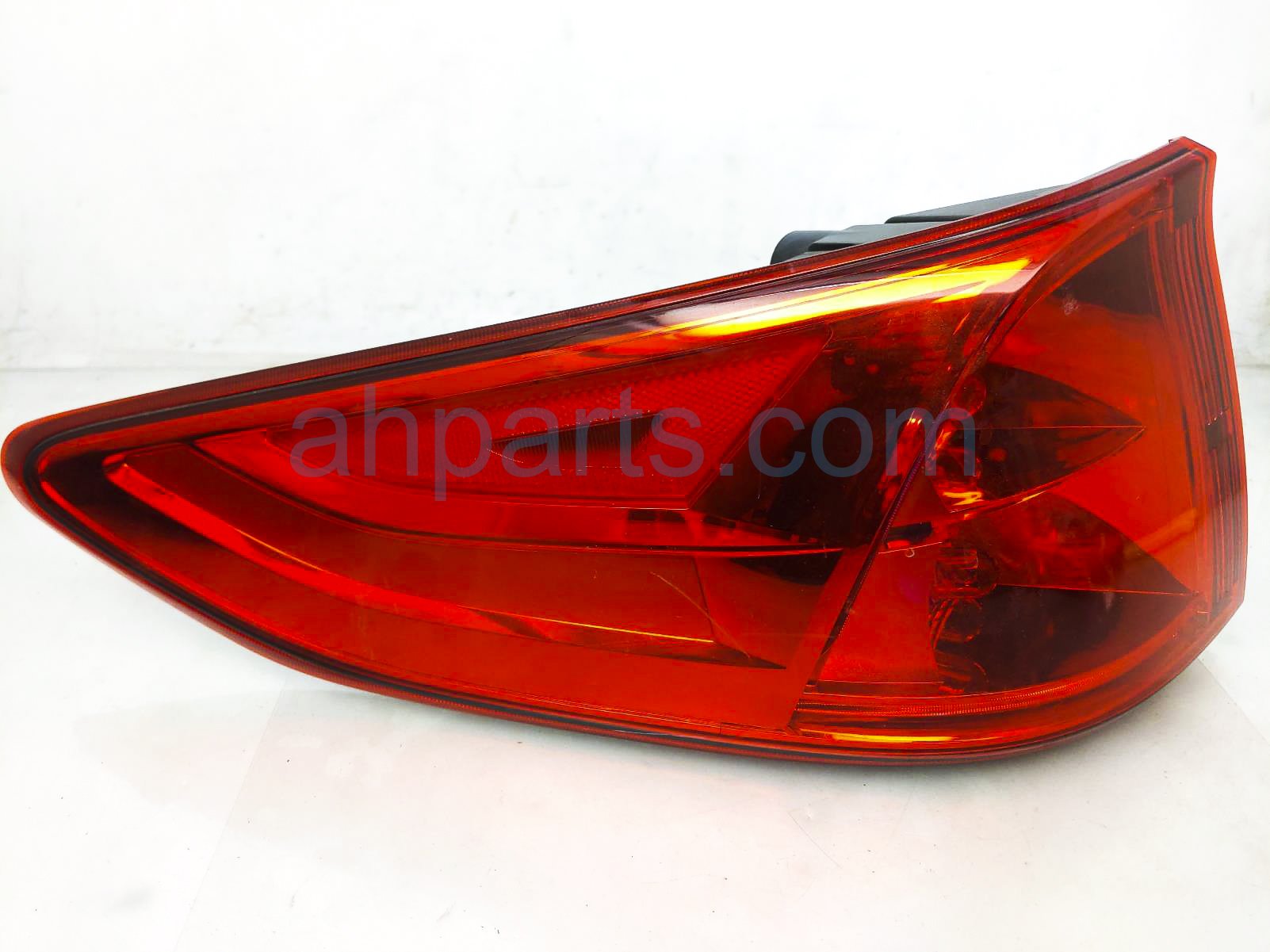 $125 Honda LH TAIL LAMP (ON BODY)