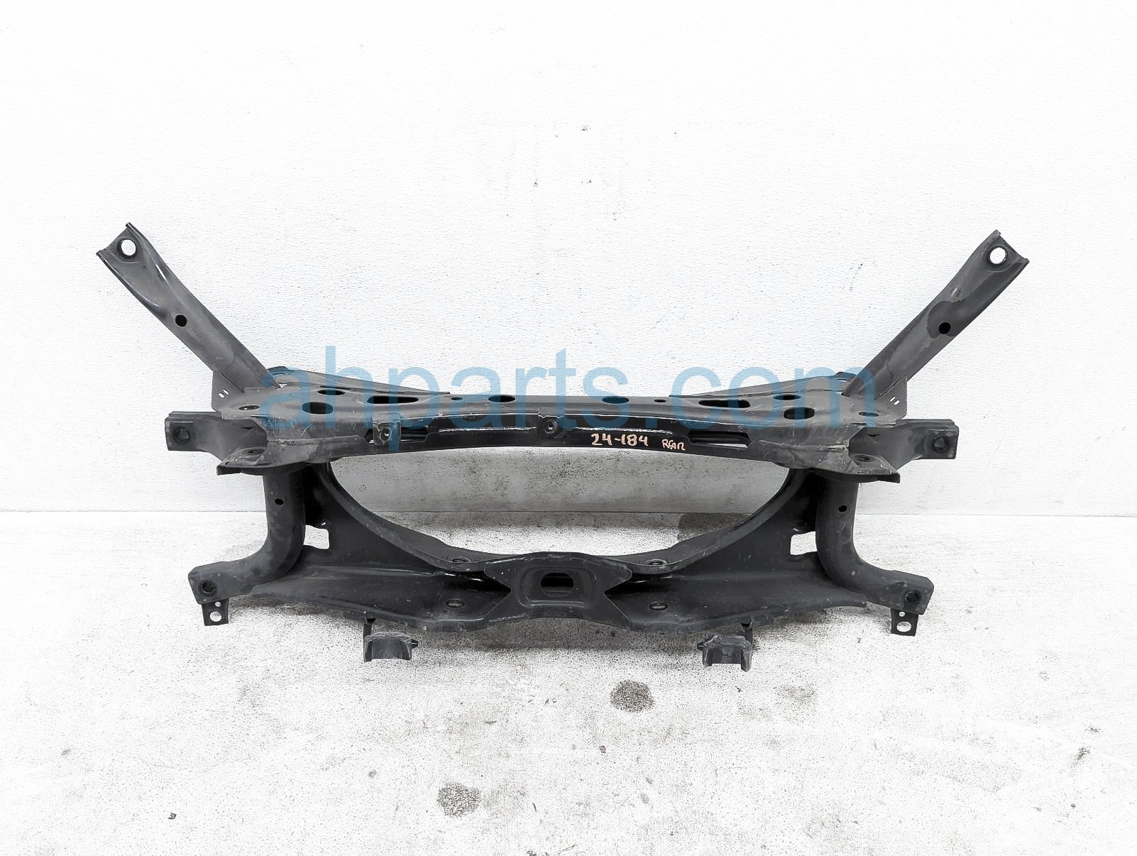 $125 Acura REAR SUB FRAME / CRADLE