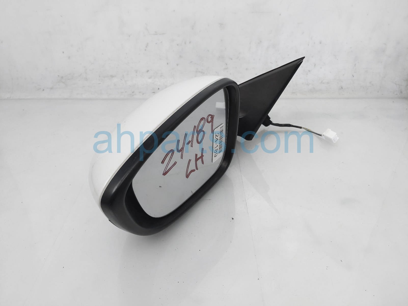 $200 Honda LH SIDE VIEW MIRROR - WHITE