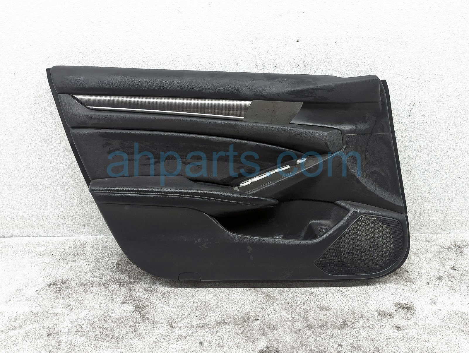 $99 Honda FR/LH INTERIOR DOOR PANEL - BLACK SP