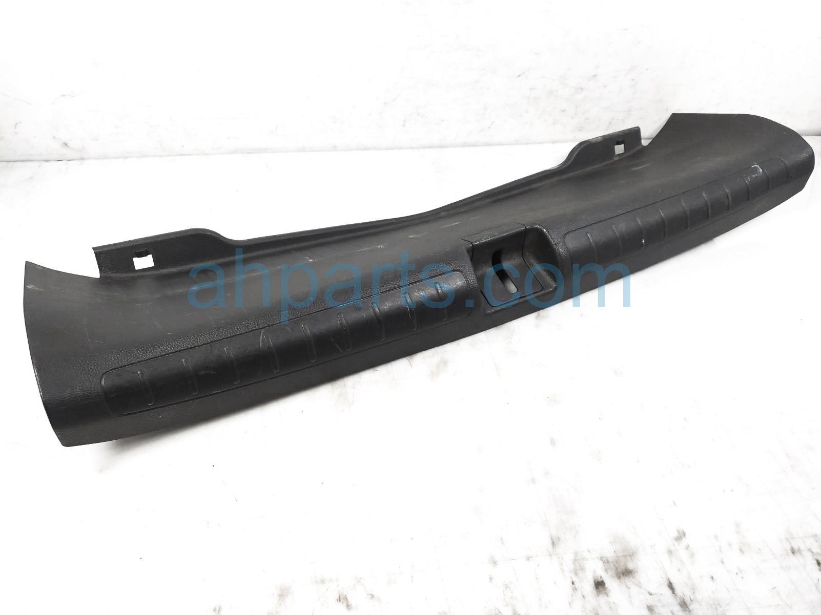 $20 Honda CARGO TRUNK SCUFF SILL TRIM - SDN *