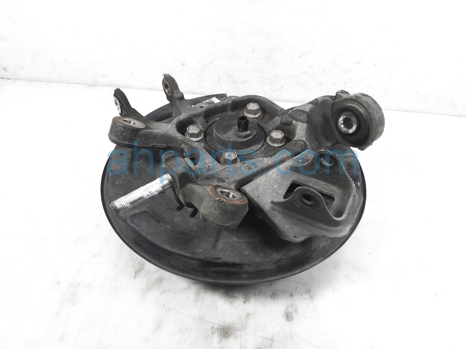 $249 Lexus RR/RH SPINDLE KNUCKLE HUB - FWD