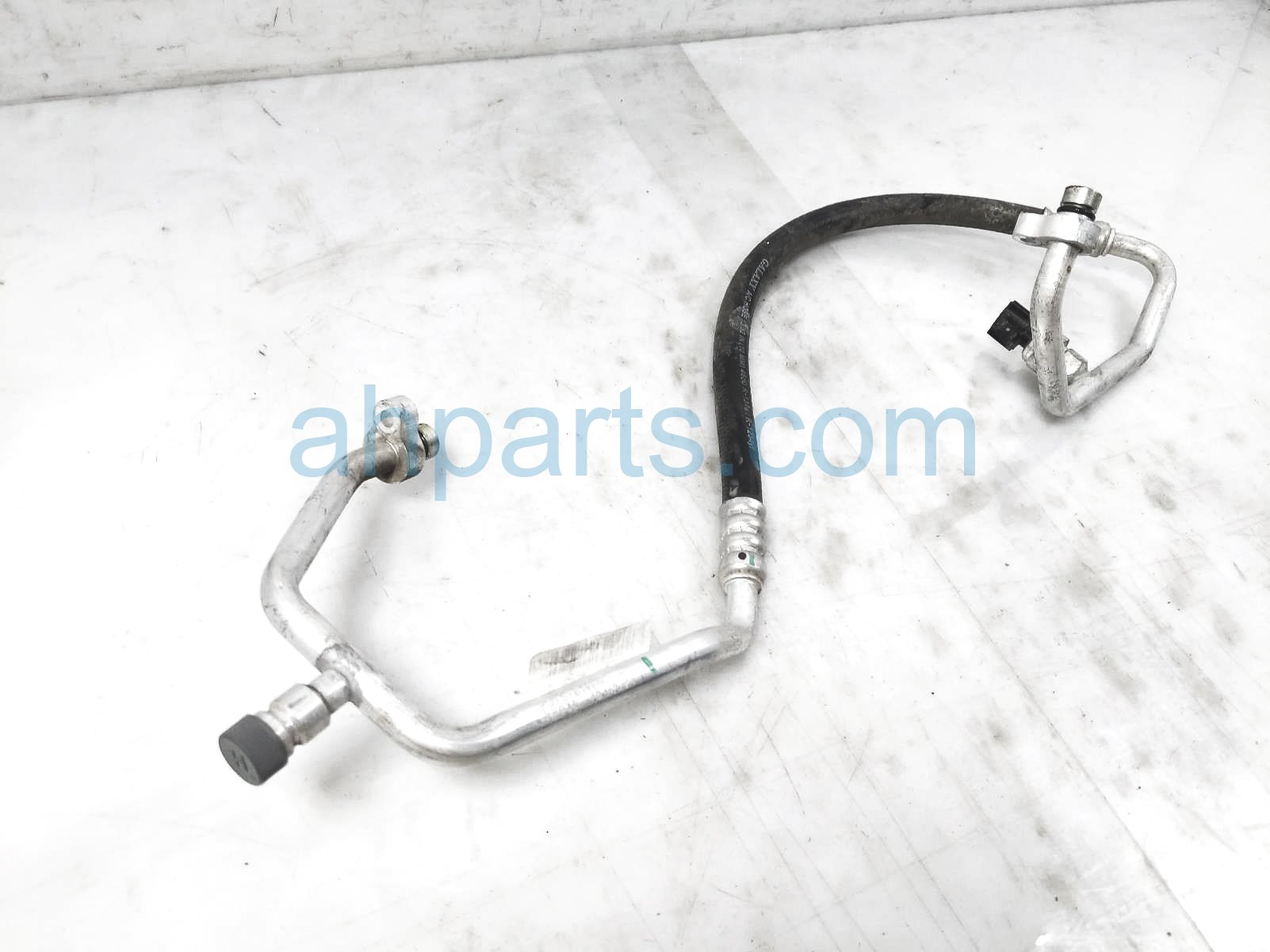 $149 Mazda A/C REFRIGERASNT DISCHARGE HOSE