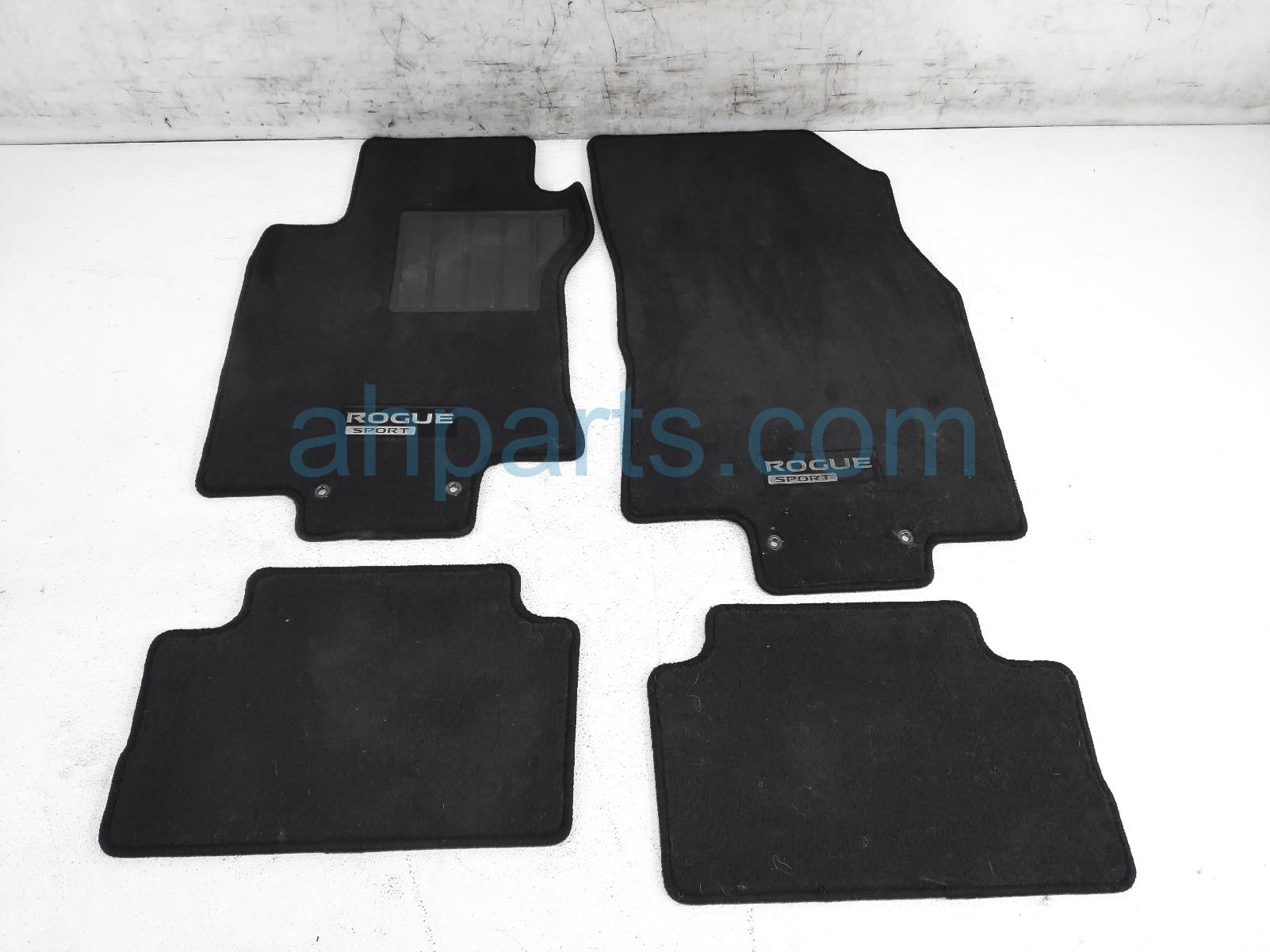 $50 Nissan CARPET FLOOR MATS - SET OF 4 - BLACK