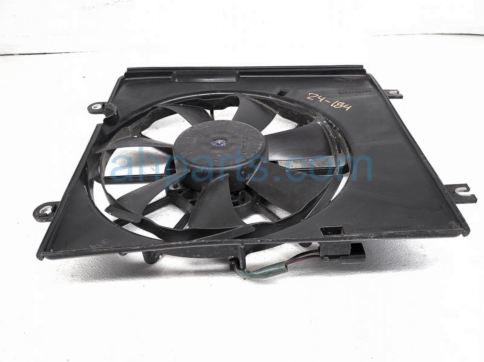 $175 Acura RADIATOR FAN ASSEMBLY