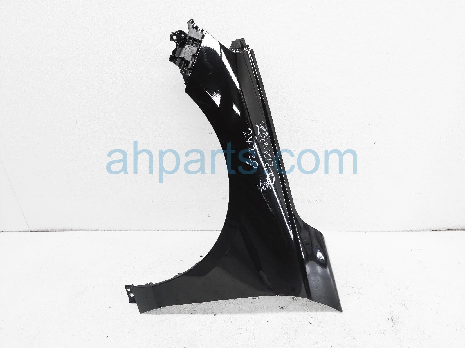 $300 Honda LH FENDER - BLACK