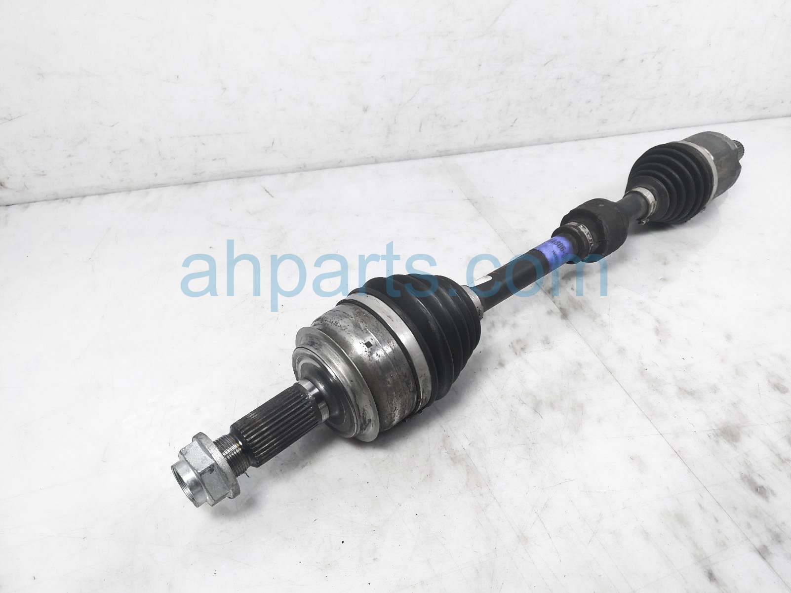 $195 Honda FR/LH CV AXLE DRIVE SHAFT