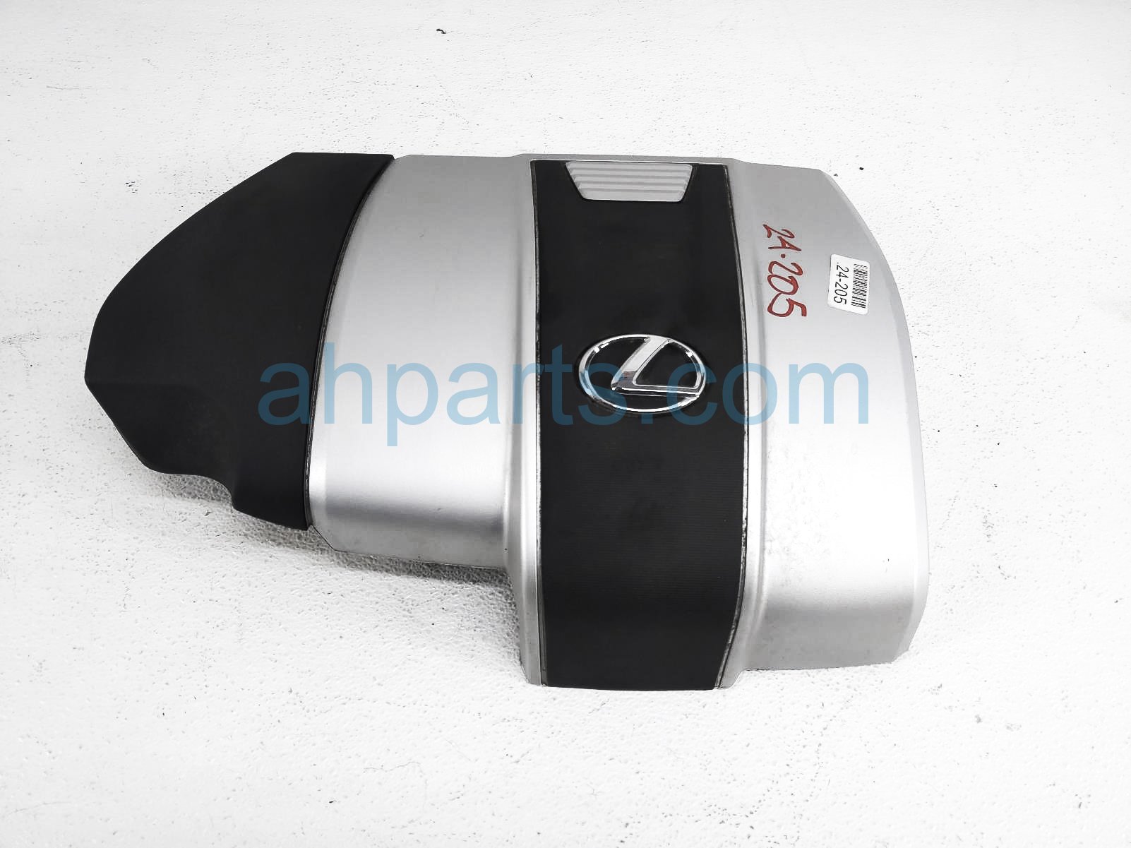 $140 Lexus ENGINE APPEARANCE COVER