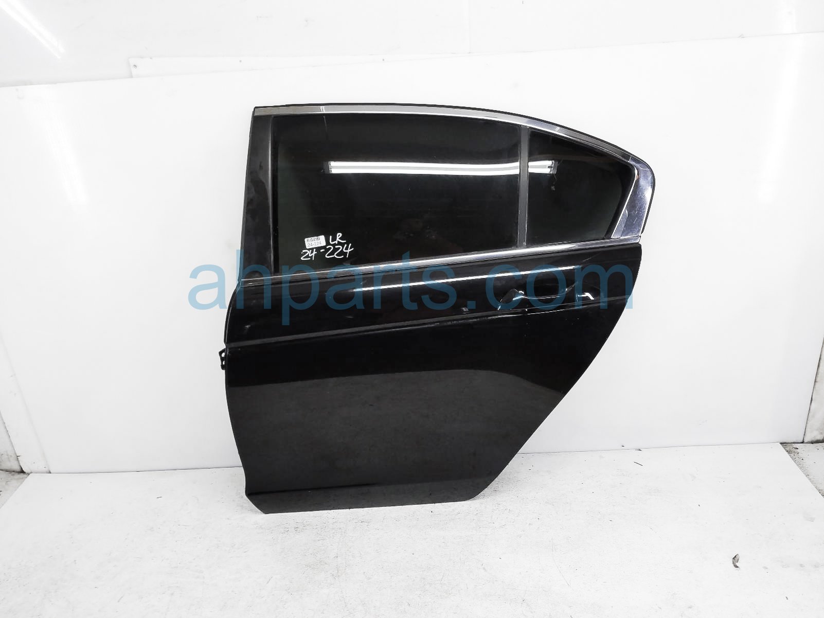 $249 Honda RR/LH DOOR - BLACK - NO INSIDE TRIM