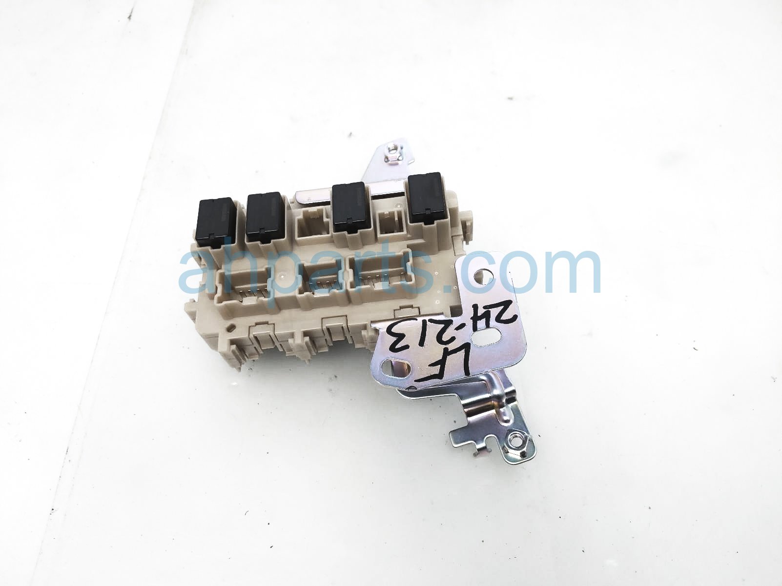 $75 Nissan FUSE & RELAY JUNCTION BLOCK