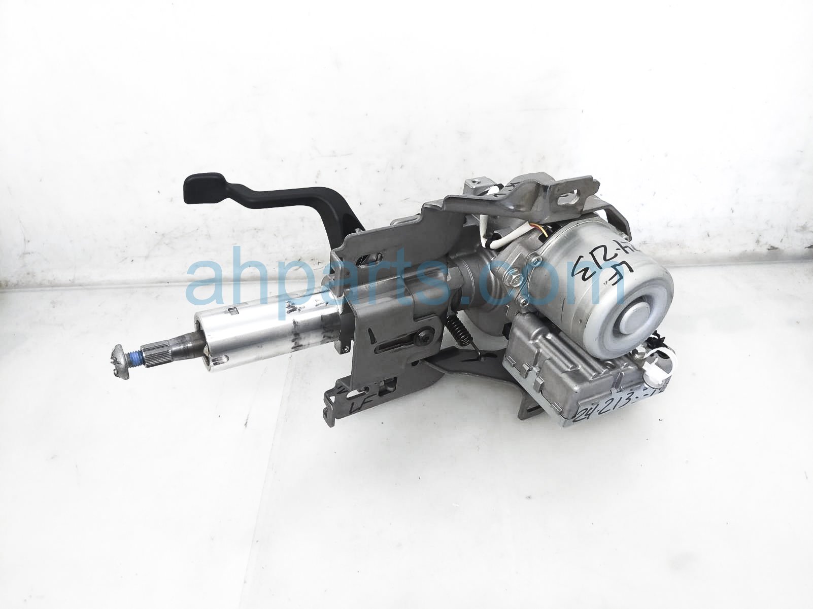 $125 Nissan STEERING COLUMN ASSY