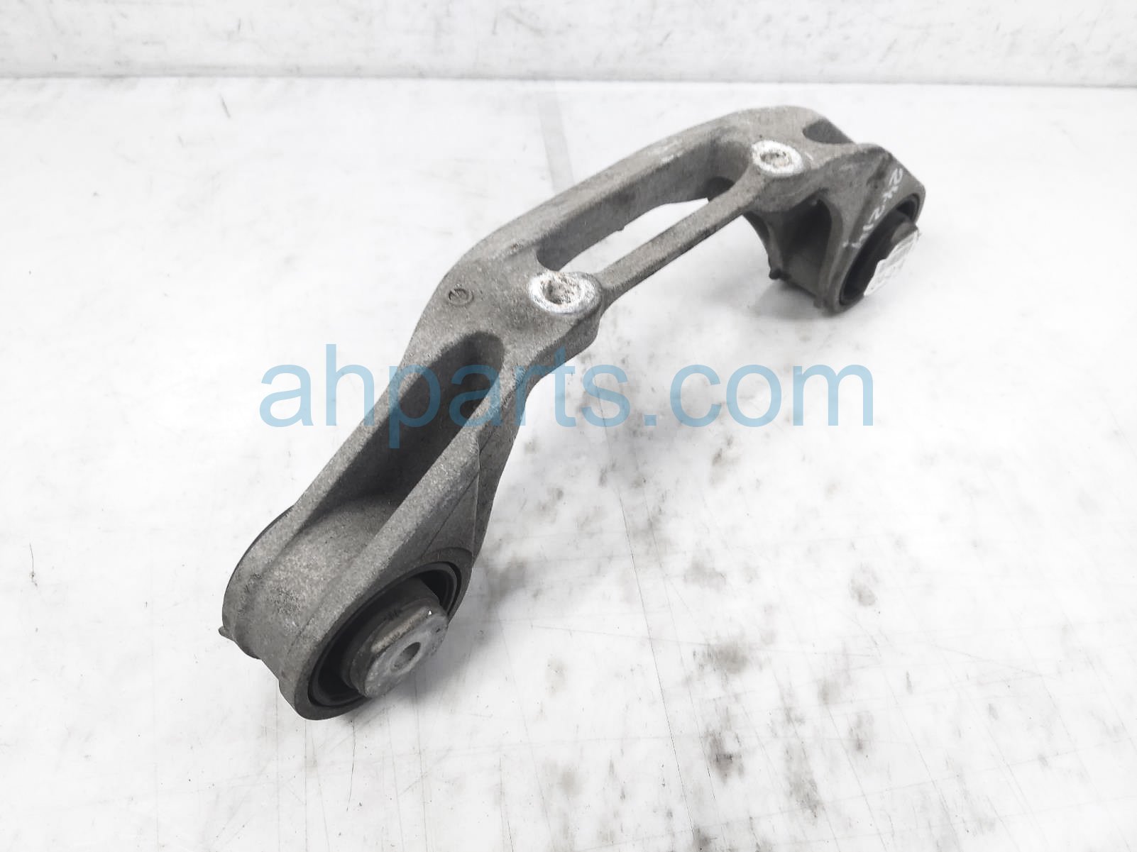 $75 Honda REAR DIFFERENTIAL CARRIER MOUNT