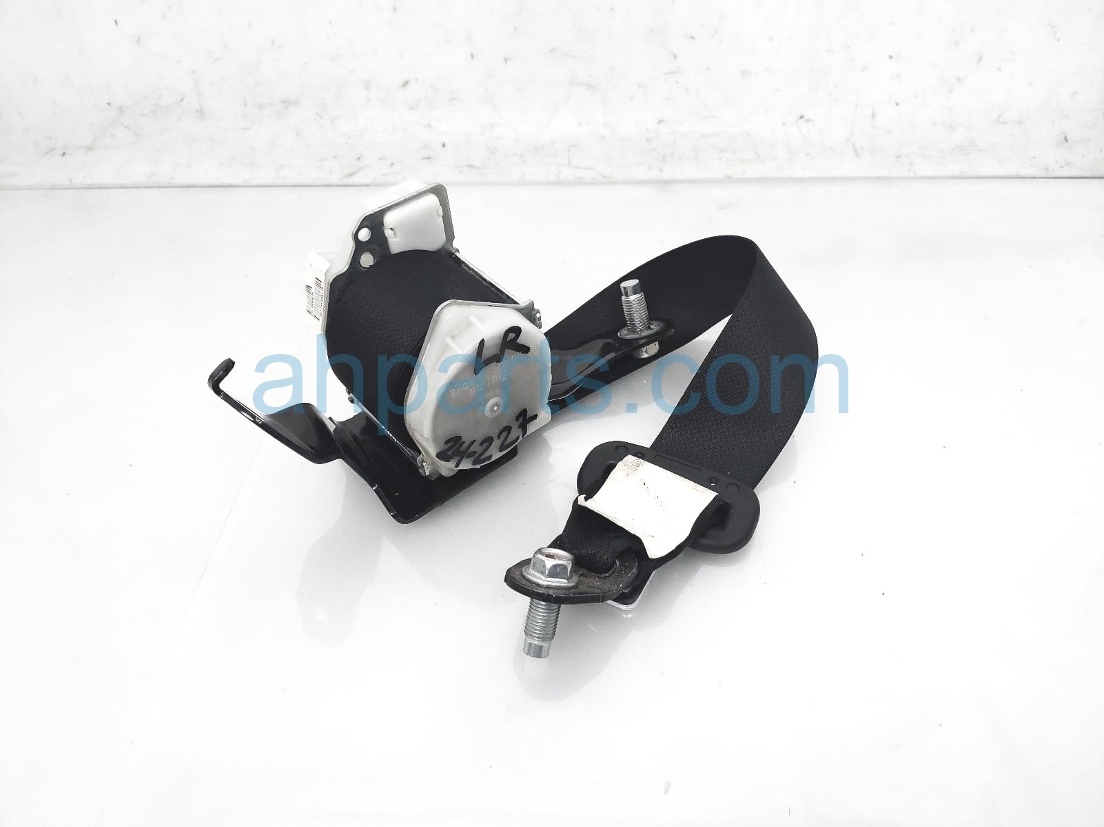 $35 Honda 2ND ROW LH SEAT BELT - BLACK - SDN