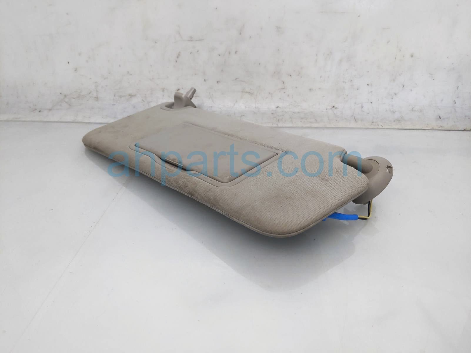 $35 Honda RH SUN VISOR - GREY