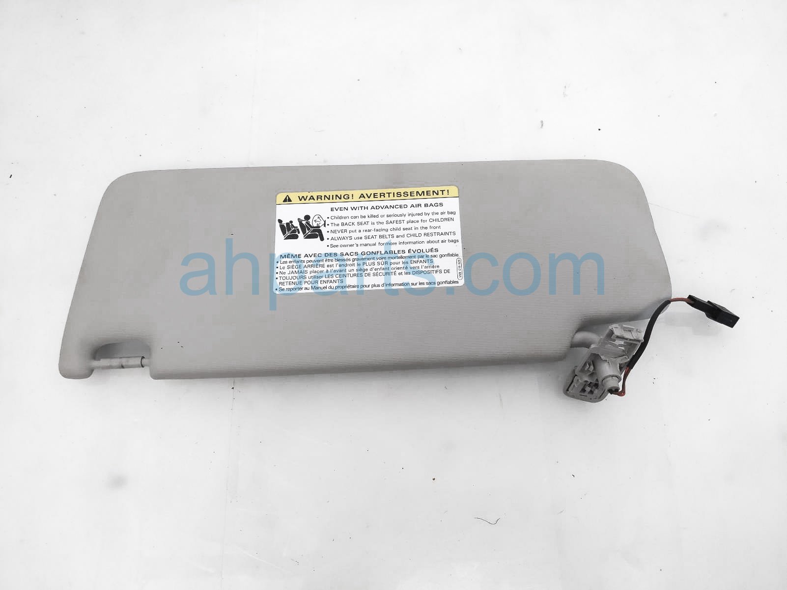 $150 Volkswagen RH SUN VISOR - GREY